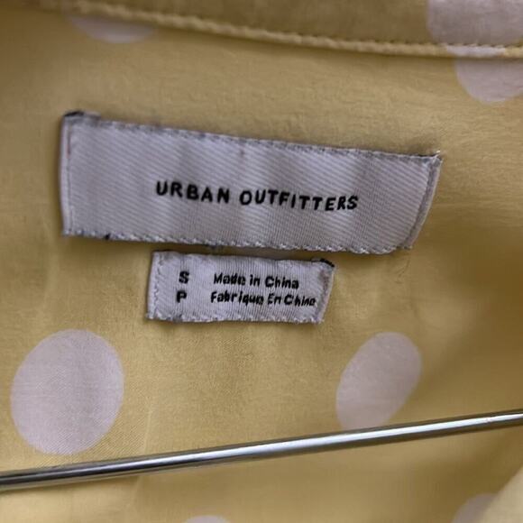 URBAN OUTFITTERS POLKA DOTS‎ SHIRTS SIZE S/P - Picture 3 of 6